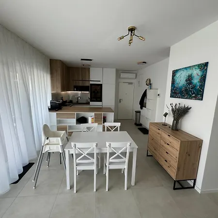 Apartment 7 Kings Crib *